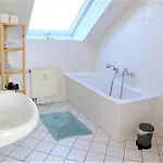 Kuschelige Dachgeschosswohnung Am Clarapark Апартаменты *